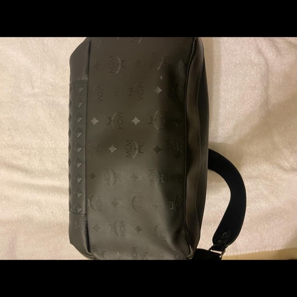 ❌SOLD❌Extra large MCM backpack in excellent condition - Picture 10 of 11